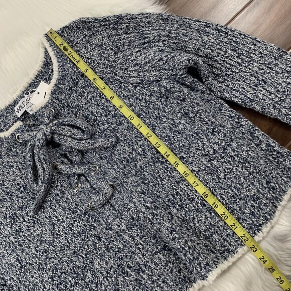 Wildfox Women's Size Small Blue White Lace Up Queen Oxford Oversized Sweater Top - Picture 5 of 10
